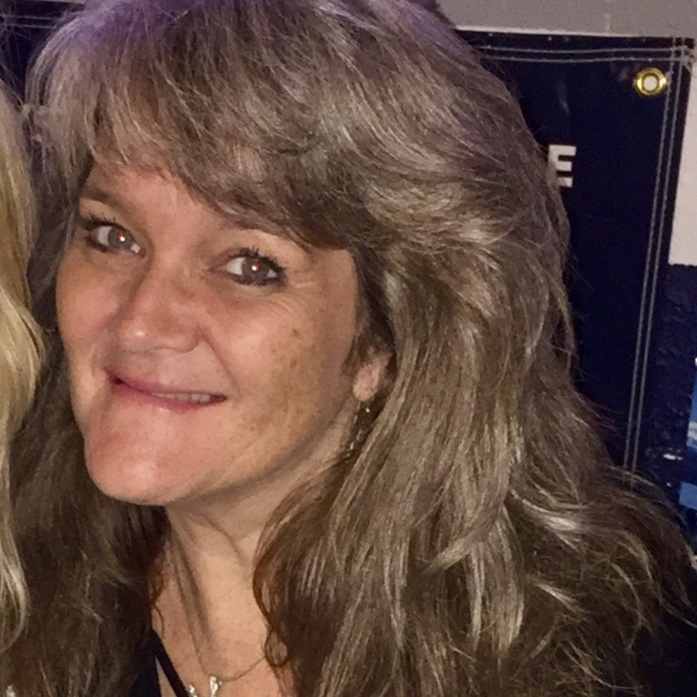 Meet your Posher, Debbie